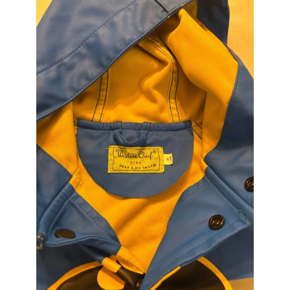 Western Chief Kids Batman Raincoat Blue Grey Yellow Hooded Rain Jacket 4T